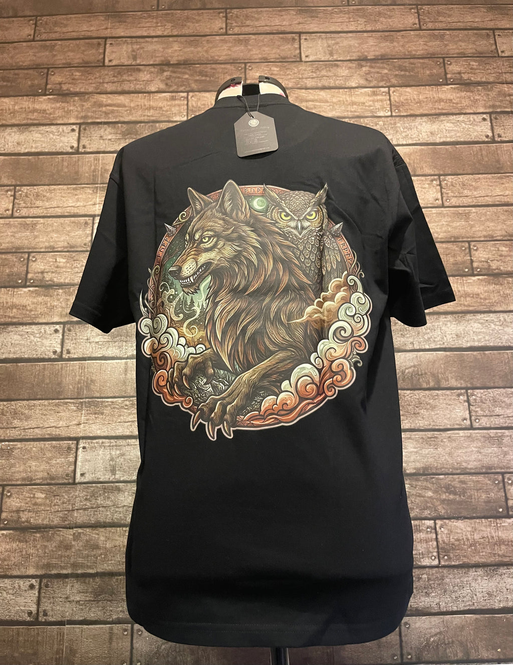 Black nature soul green logo back tshirt