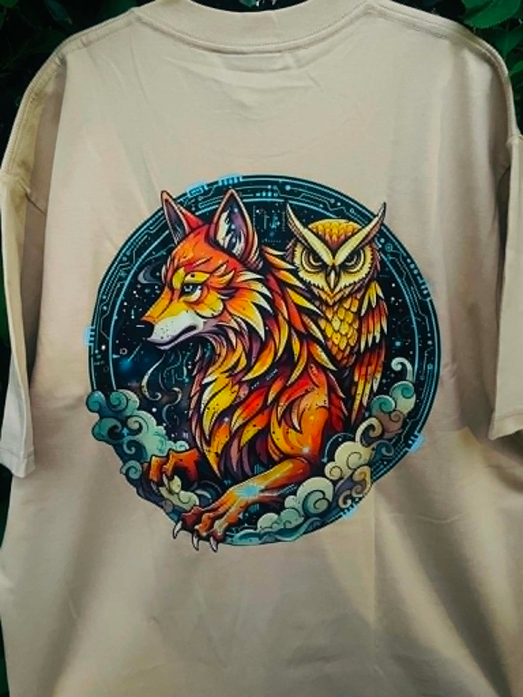 Beige orange logo tshirt